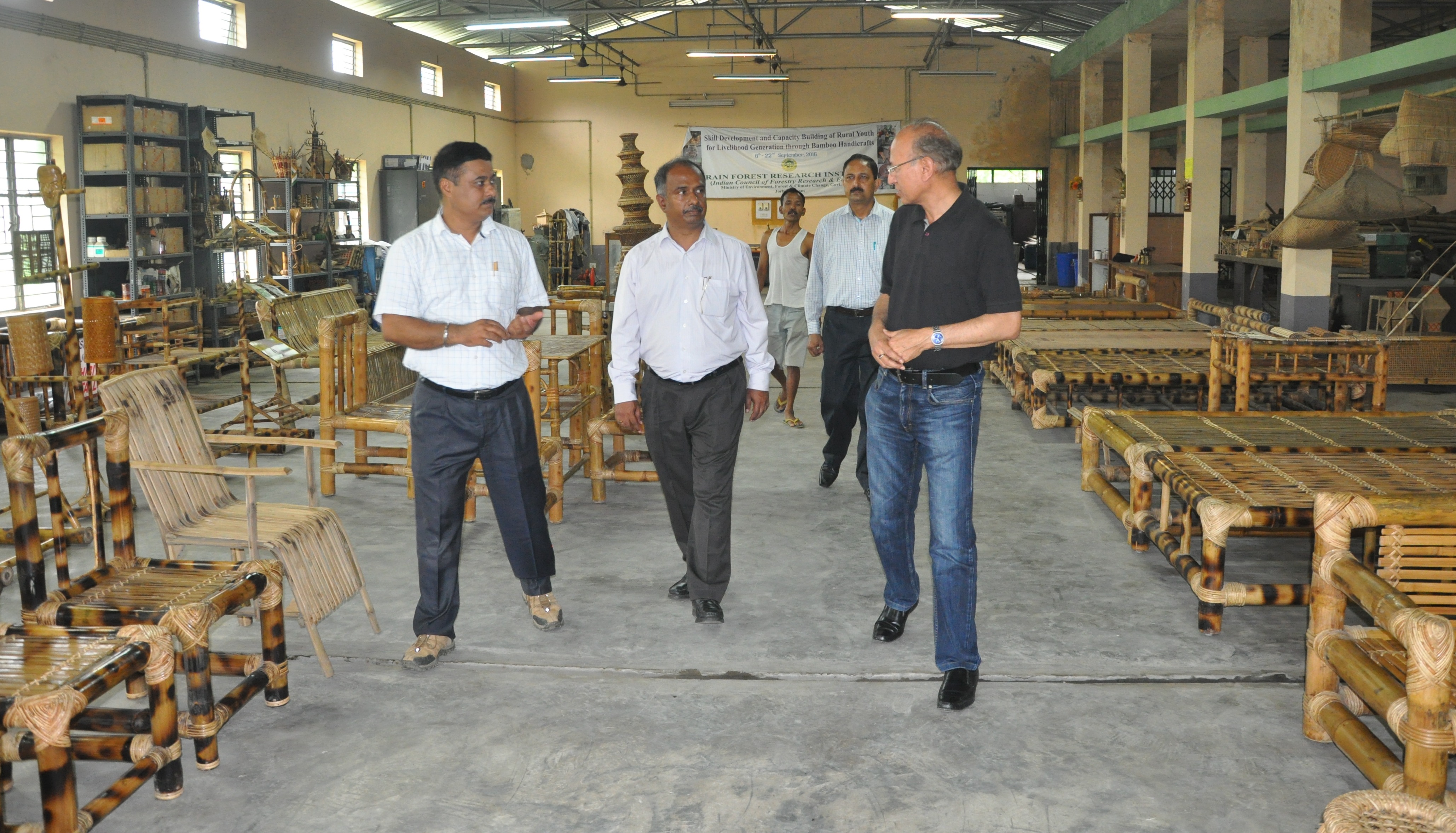 Vist of Dr. S. C. Gairola, DG, ICFRE to BCC, RFRI